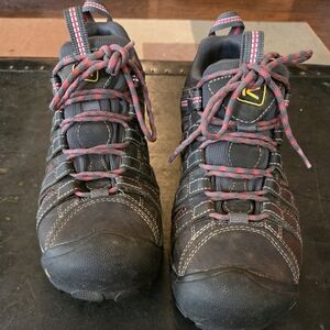 Keen Women's Flint Low Steel Toe Work Shoe Rose